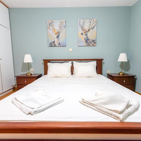 Pine Trees Apartment Превеза Экстерьер фото